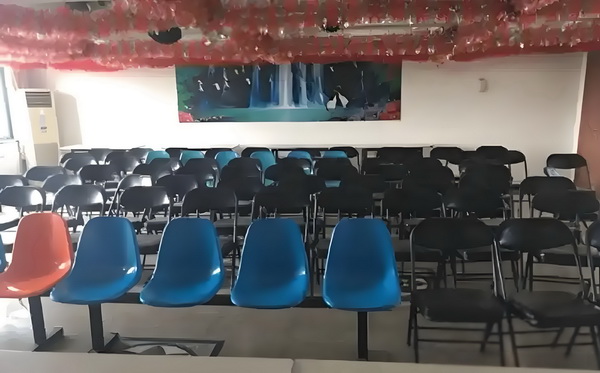 毕业生入户深圳须知_电影《戏台》预测票房超3亿 美国的企服务业级市场