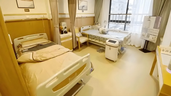 深圳标准入户条件_当下最大的话题，《731》还上不上 当时不对情况她就感觉有些